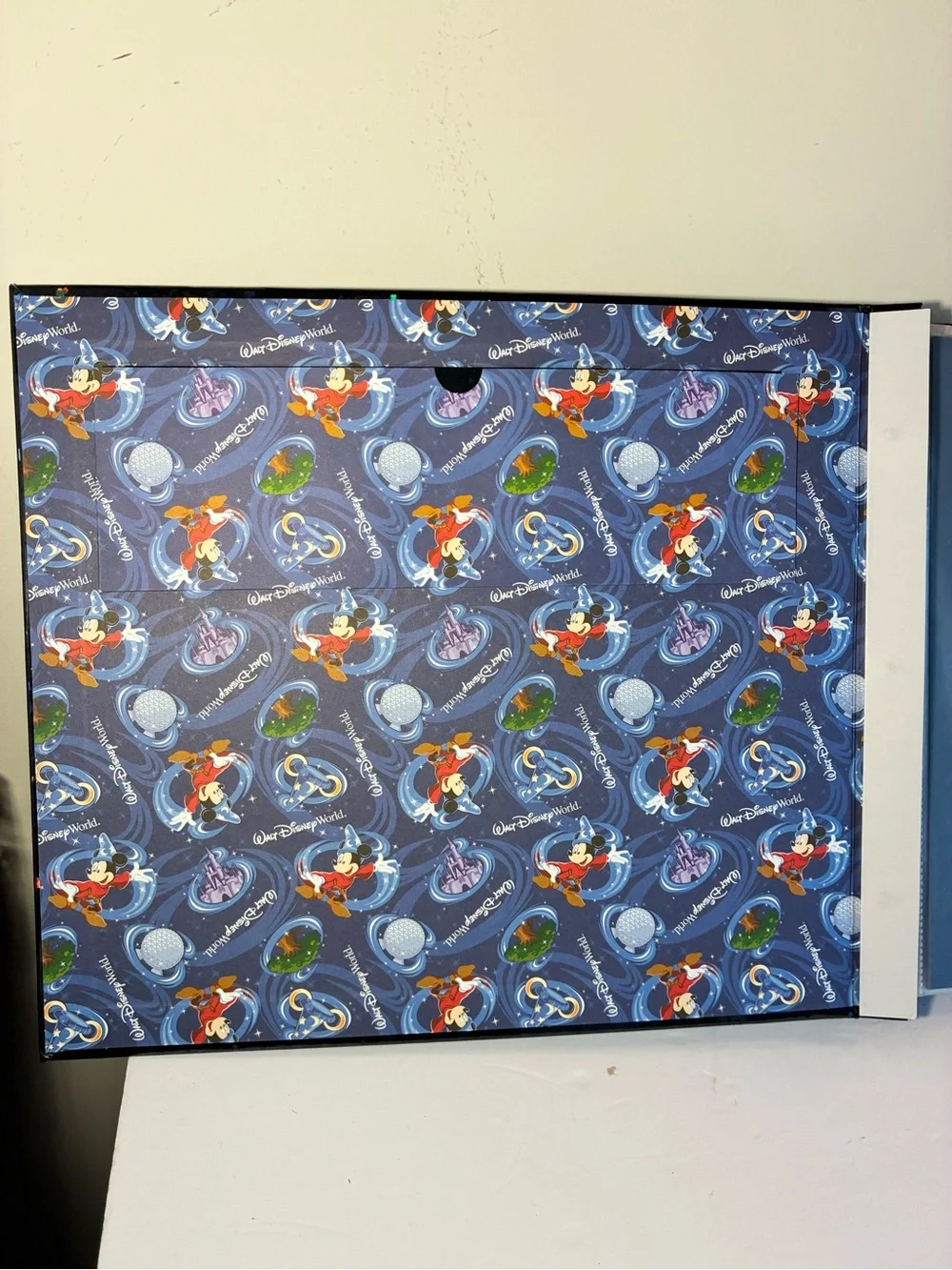 1998 Walt Disney World Four Parks One World Sorcerer Mickey Photo Album New NWOT